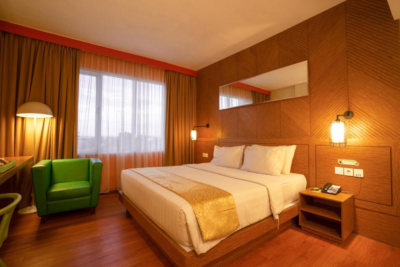 Maxonehotels.Com At Vivo Palembang Exterior foto
