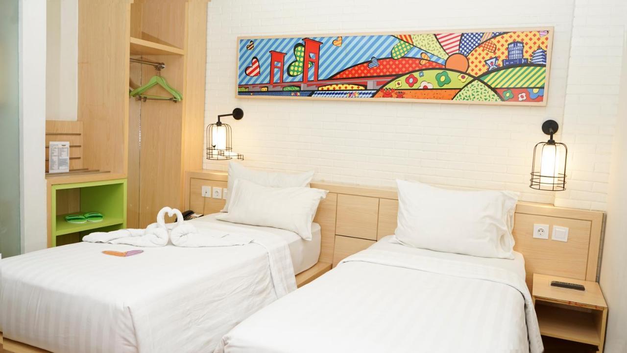 Maxonehotels.Com At Vivo Palembang Exterior foto